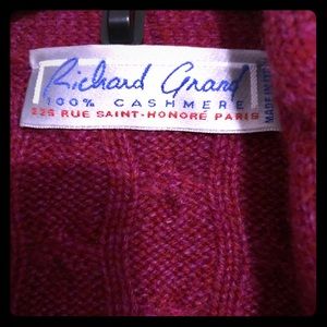 100 % Cashmere sweater by Richard Grand